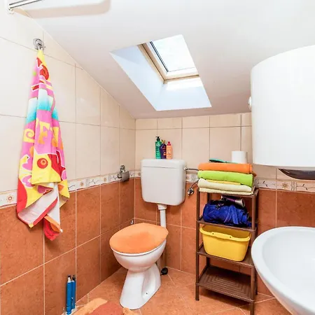 1 Bedroom Lovely In
