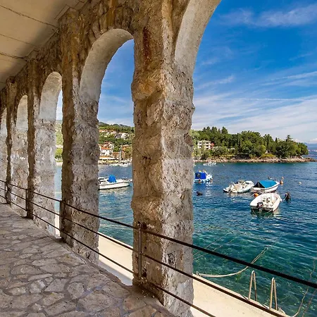 Apartmán 1 Bedroom Lovely In Opatija