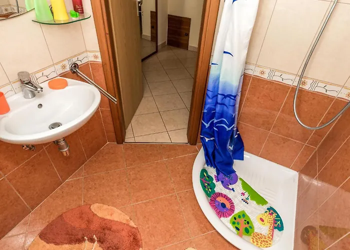 Apartmán 1 Bedroom Lovely In