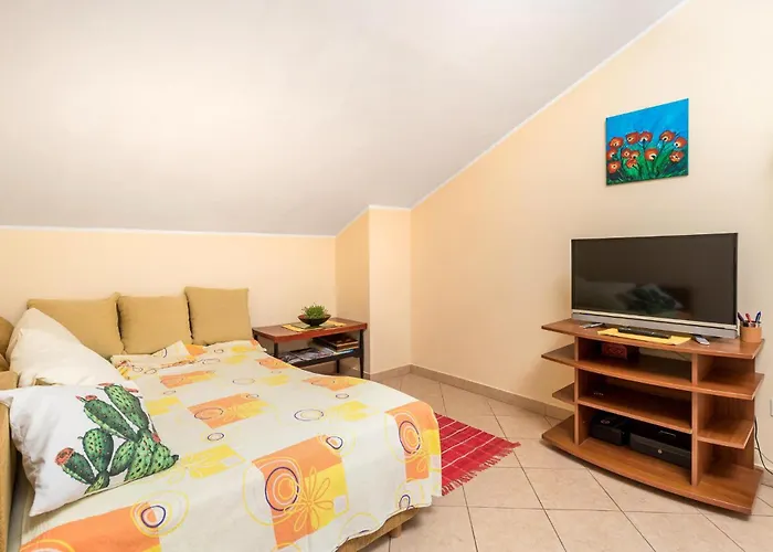 1 Bedroom Lovely In Opatija